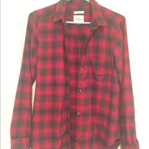 Button down Plaid American Eagle shirt